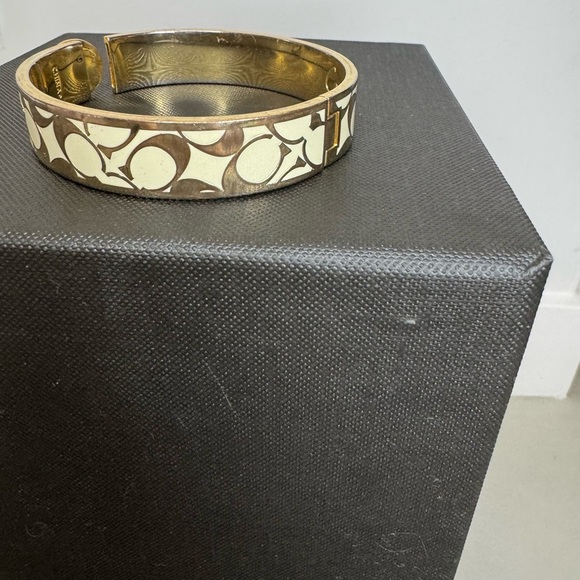 Coach Gold & White Bracelet - Picture 11 of 16